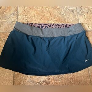 Women’s Nike Running skirt